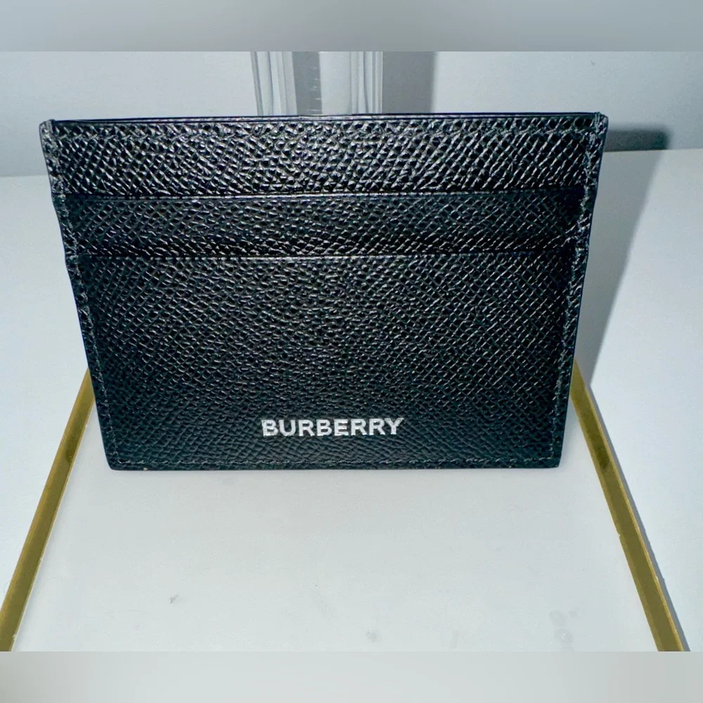 NEW Authentic Burberry Black Leather Card Holder with COA